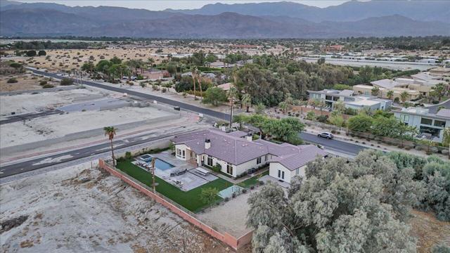 34620 Via Josefina, Rancho Mirage CA: https://media.crmls.org/mediaz/061e6b27-c230-4d6c-af59-e33c128f1d90.jpg