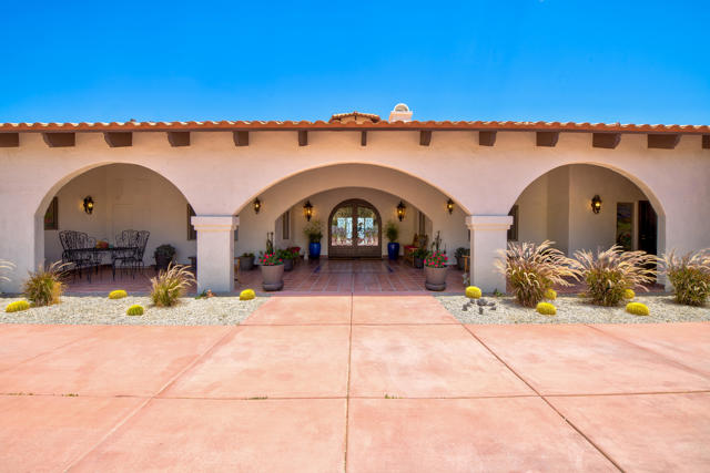 56375 Bighorn Drive, Mountain Center CA: https://media.crmls.org/mediaz/061e91d4-0d3b-4829-907c-e1c4ac5af738.jpg