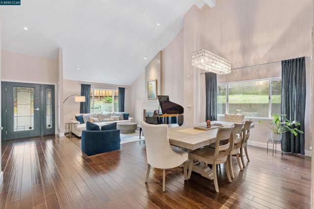 110 Costanza Drive, Martinez CA: https://media.crmls.org/mediaz/061edd52-93b5-44b7-9937-2f7142d93680.jpg