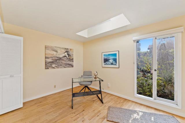 176 Sonoma Lane, Carmel CA: https://media.crmls.org/mediaz/06208917-40fb-41aa-876d-ed5c6cb67181.jpg