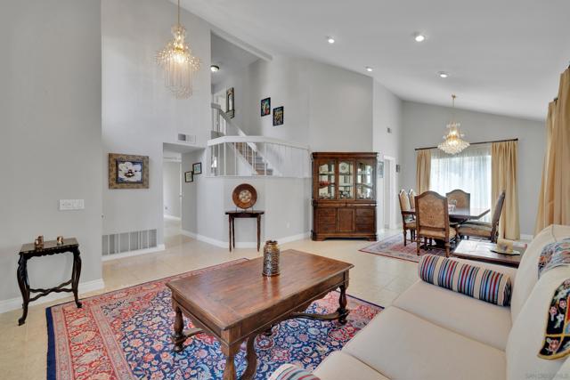 9959 Riverhead Dr, San Diego CA: https://media.crmls.org/mediaz/0621e520-fe5c-46c1-a89f-e40eebd747ea.jpg