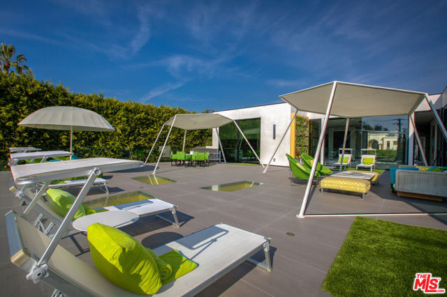 Image 16 of 53 For 809 Rexford Drive