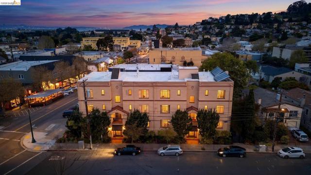 Image 40 of 41 For 848 Stannage Ave 11