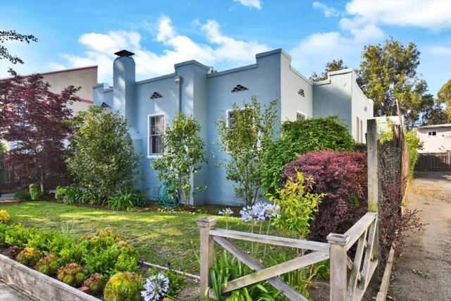 1137 Capuchino Avenue, Burlingame CA: https://media.crmls.org/mediaz/06245bc3-0372-44f9-bd08-258f7efa4845.jpg