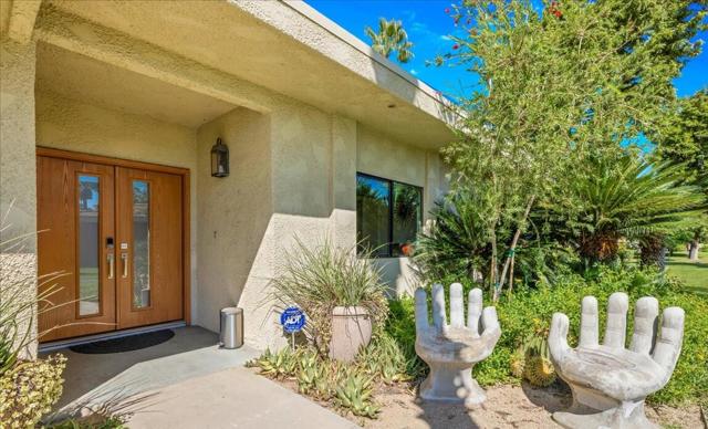 2232 Oakcrest Drive, Palm Springs, CA 92264
