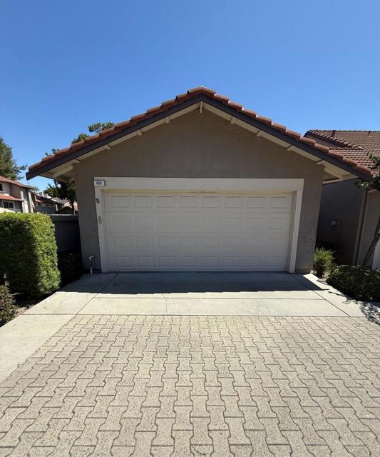 498 Verano Court, San Jose CA: https://media.crmls.org/mediaz/06255050-7ac1-49dc-891b-703c1c651b9c.jpg
