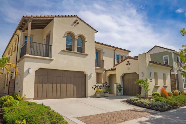 6263 Sagebrush Bend Way, San Diego CA: https://media.crmls.org/mediaz/06268ab6-5c70-4685-b500-3065cab2eb8a.jpg