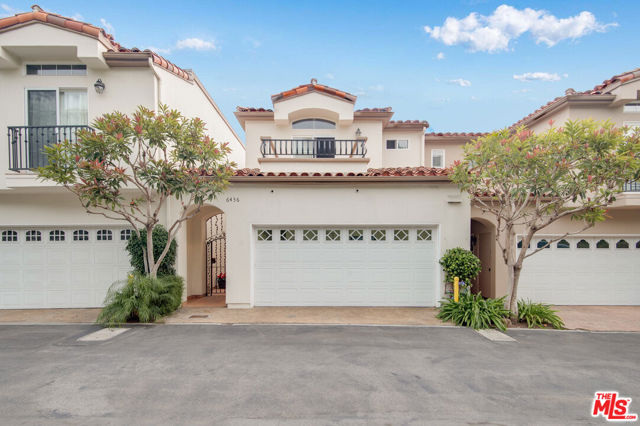 6436 Lunita Road, Malibu CA: https://media.crmls.org/mediaz/06269110-9e53-46c4-a21f-802ec86733f1.jpg
