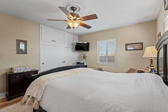 4211 Bolsa Road, Hollister CA: https://media.crmls.org/mediaz/0626aa6e-596a-4b7b-bea4-b52fd9784828.jpg