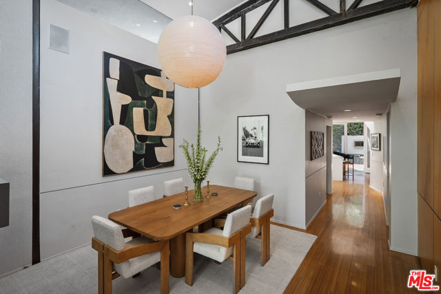 8735 Dorrington Avenue, West Hollywood CA: https://media.crmls.org/mediaz/0626df3a-8c78-43c0-9022-ffdff6129589.jpg