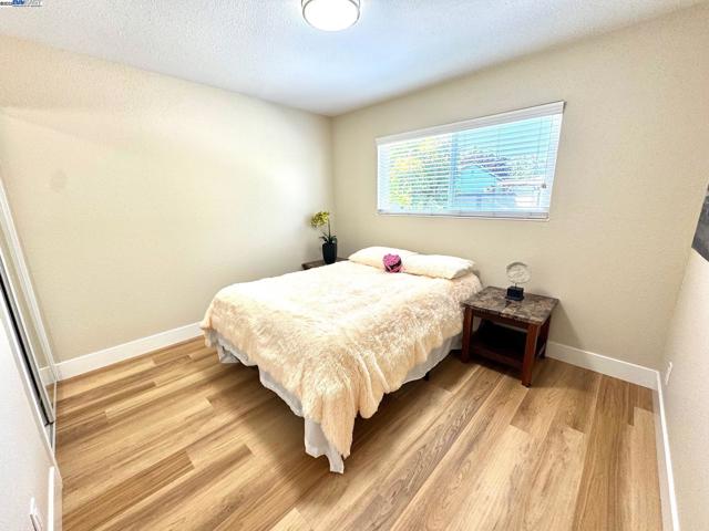 34288 Torrington Pl, Fremont CA: https://media.crmls.org/mediaz/06273cca-a640-4096-a48b-da30fad6ca6b.jpg