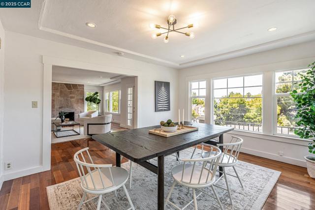 840 E 28th St., Oakland CA: https://media.crmls.org/mediaz/062827fc-e705-43fd-9061-11612673b79c.jpg