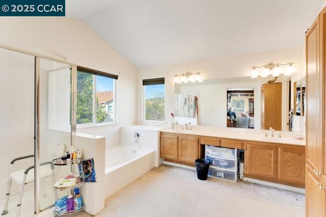 4305 Calsite Ct, Antioch CA: https://media.crmls.org/mediaz/0628de3d-620b-4040-92a7-7c4d02c324b3.jpg