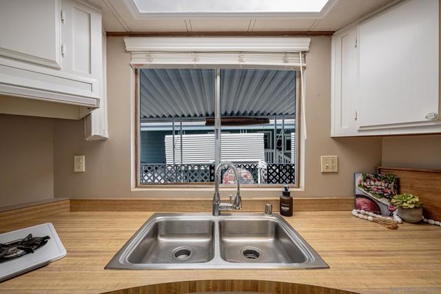 1930 W San Marcos Blvd., San Marcos CA: https://media.crmls.org/mediaz/06291959-32da-4cb0-a75b-78e7e3539f4e.jpg