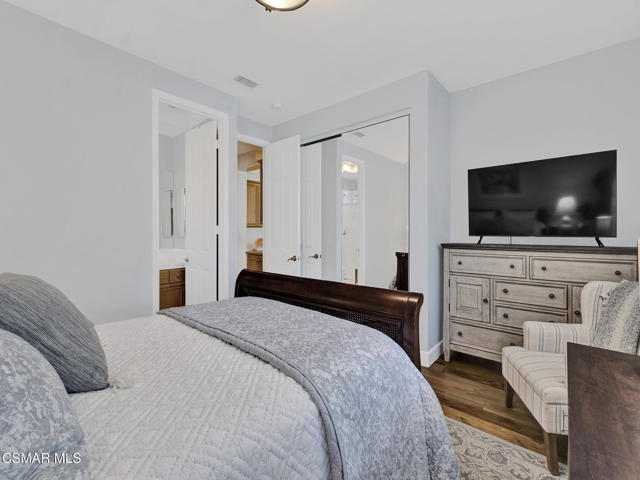 3865 Briar Ridge Court, Newbury Park CA: https://media.crmls.org/mediaz/06294850-e790-4b91-9542-56342329197e.jpg