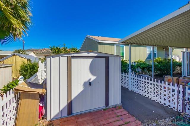 450 E Bradley Ave, El Cajon CA: https://media.crmls.org/mediaz/062a3bc0-dacc-4b25-a4c7-f1c8c0f67eb8.jpg