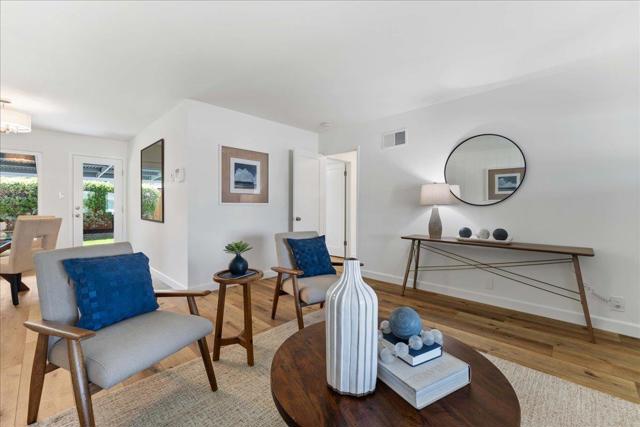 323 N Cypress Avenue, Santa Clara CA: https://media.crmls.org/mediaz/062ad026-8692-43f4-b588-387f30ad1f78.jpg