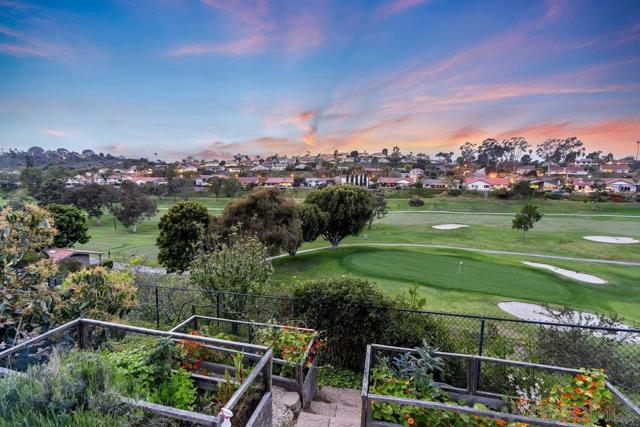 350 Punta Baja Dr, Solana Beach CA: https://media.crmls.org/mediaz/062afab8-e518-4180-a29f-131999edfe74.jpg