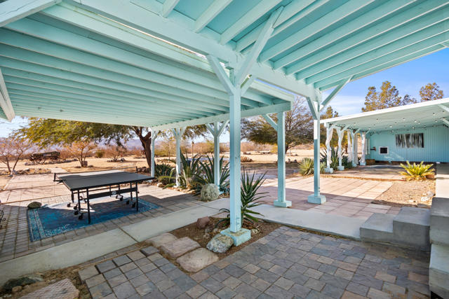 62851 Aberdeen Drive, Joshua Tree CA: https://media.crmls.org/mediaz/062bc352-2642-43e0-a77d-54c95aa3877c.jpg