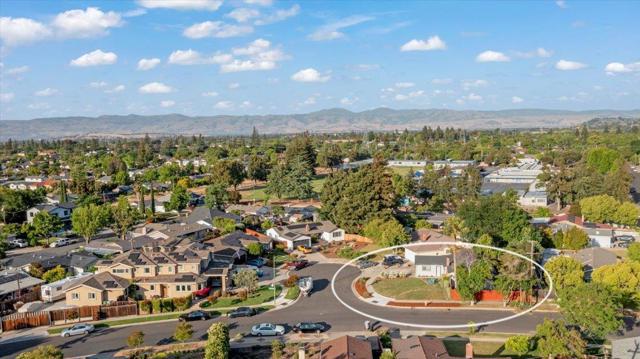 5494 Mary Jo Court, San Jose CA: https://media.crmls.org/mediaz/062c2606-9c44-4602-8a1f-1db321be21dc.jpg