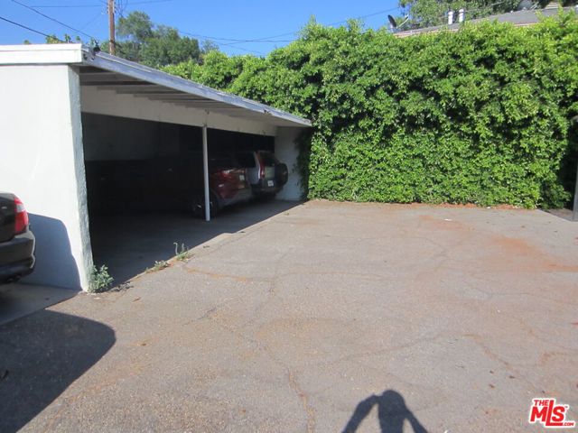 14839 Blythe Street, Panorama City CA: https://media.crmls.org/mediaz/062cb975-e788-4c0e-893f-cfe4a0de28f7.jpg