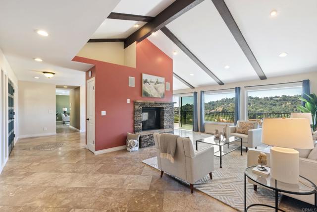 2839 Lakemont Drive, Fallbrook CA: https://media.crmls.org/mediaz/062e3d2c-762e-4d5a-8615-99a1bbf76cc4.jpg