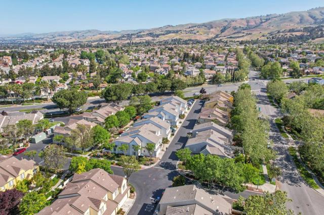 4231 Siena Court, San Jose CA: https://media.crmls.org/mediaz/062e94e2-b908-43fd-8825-2d9b5be42cd9.jpg