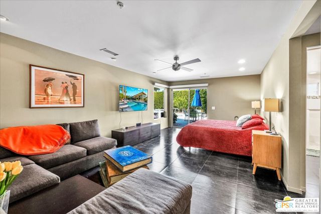 1554 E San Lucas Road, Palm Springs CA: https://media.crmls.org/mediaz/062ef639-2ce4-4b07-8f50-54f1151228e7.jpg