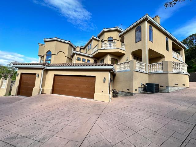 734 Bridle Ridge Court, Fairfield CA: https://media.crmls.org/mediaz/062f3df1-e375-4381-9c0a-4bceb41d54a2.jpg