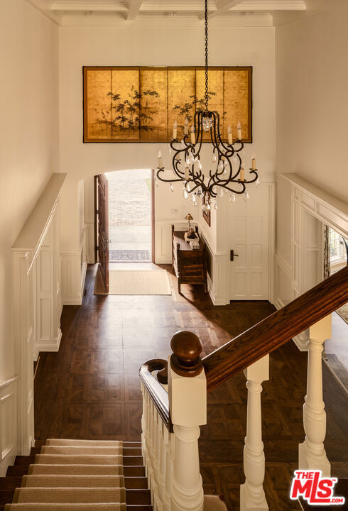 1420 Moraga Drive, Los Angeles CA: https://media.crmls.org/mediaz/0630caa1-8fd4-468a-920d-fef54fca34bb.jpg