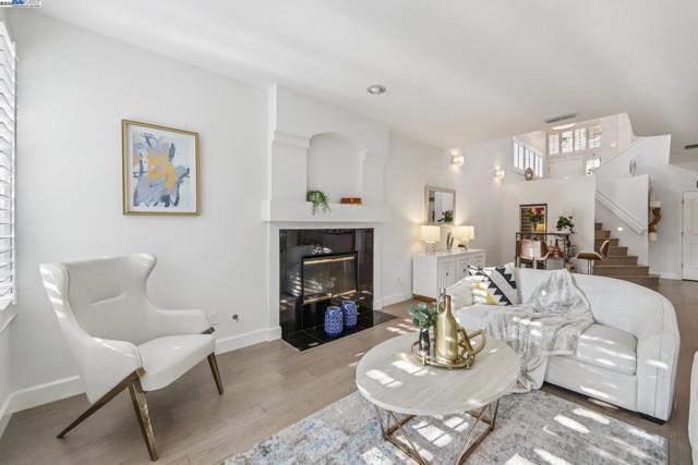 5310 E Lakeshore, San Ramon CA: https://media.crmls.org/mediaz/06321fcb-8e02-4ab9-8c60-4bef42c2d67b.jpg