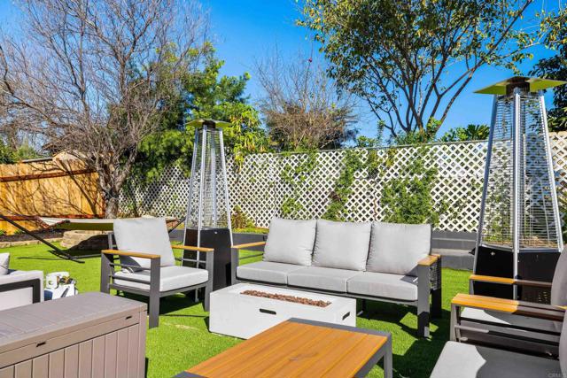 Detail Gallery Image 30 of 41 For 704 Aster St, Escondido,  CA 92027 - 4 Beds | 2 Baths