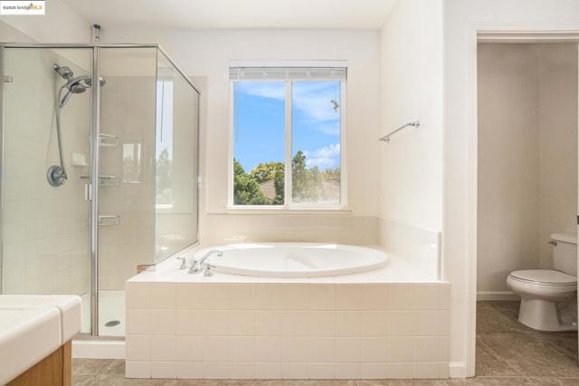 752 Jennifer Street, Brentwood CA: https://media.crmls.org/mediaz/0634c687-a89b-4036-9767-48923fd91993.jpg