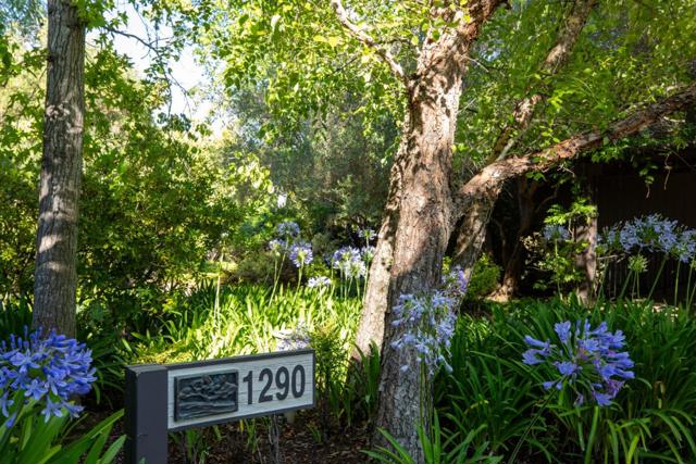 1290 Sharon Park Drive, Menlo Park CA: https://media.crmls.org/mediaz/0635f0ca-72f2-45ca-8a5e-f8939df9732a.jpg