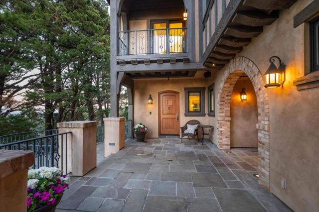 30 Drayton Road, Hillsborough CA: https://media.crmls.org/mediaz/0637a9d4-6045-4eb9-9ab7-fa587c4d54a7.jpg
