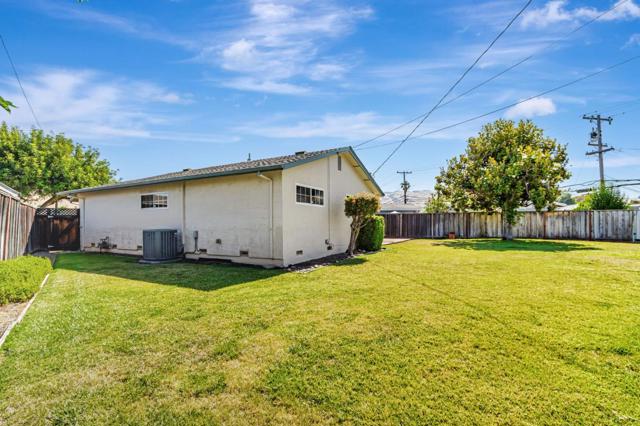1625 Mount Herman Drive, San Jose CA: https://media.crmls.org/mediaz/063960be-f6bd-4f27-9fce-331faa08946c.jpg