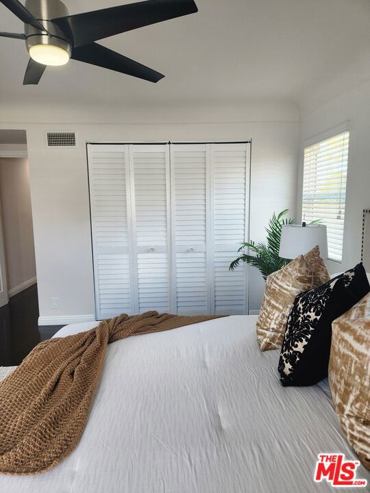6130 Flores Avenue, Los Angeles CA: https://media.crmls.org/mediaz/0639b0a2-7f3b-441c-a0f2-302d7270e4ba.jpg