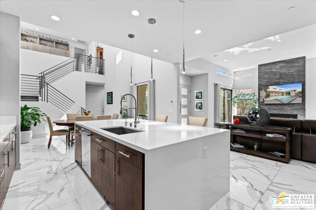 163 Blue Moon Drive, Palm Springs, CA 92262