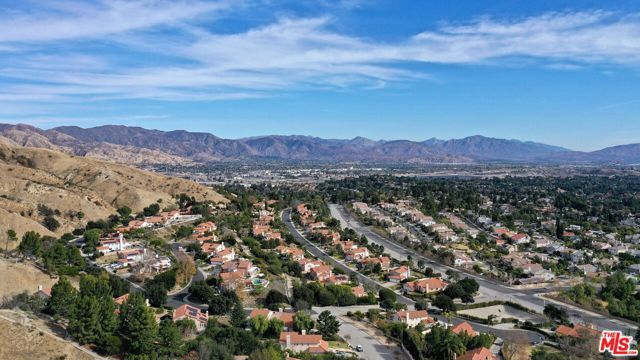 0 Sesnon, Granada Hills CA: https://media.crmls.org/mediaz/063af979-61b5-4e8b-81e5-728638a251e6.jpg