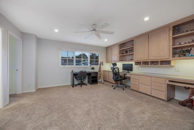 4798 Thurston Pl, San Diego CA: https://media.crmls.org/mediaz/063c1d68-d4e7-4a50-9636-ee55b3dcd41f.jpg
