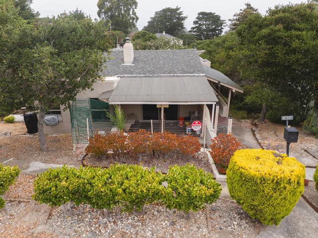 1034 Hellam Street, Monterey CA: https://media.crmls.org/mediaz/063c5cf7-39c6-4ad9-af39-01ab4f3e1502.jpg