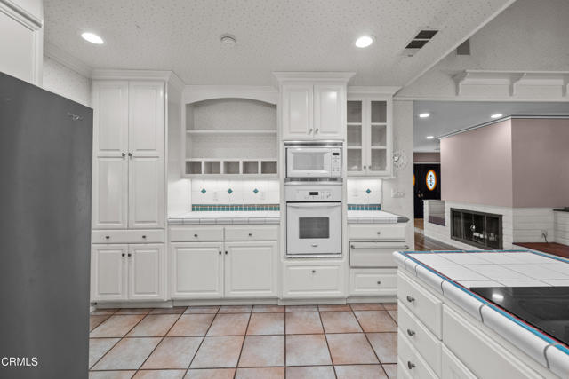 Detail Gallery Image 19 of 68 For 1325 Cliff Ave, Fillmore,  CA 93015 - 5 Beds | 3 Baths