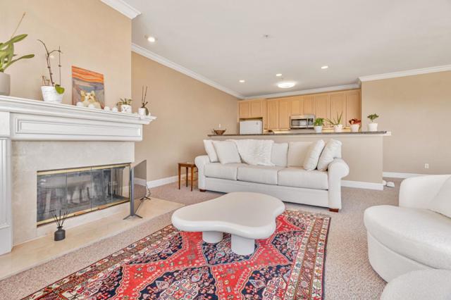 200 Portola Drive, San Francisco CA: https://media.crmls.org/mediaz/063cd215-6b4f-4b9b-9c2f-4487cf6d232b.jpg