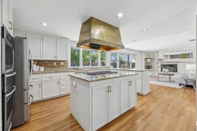 20717 Meadow Oak Road, Saratoga CA: https://media.crmls.org/mediaz/063d3d66-5396-4f77-8c96-5f95b8f7dcd5.jpg