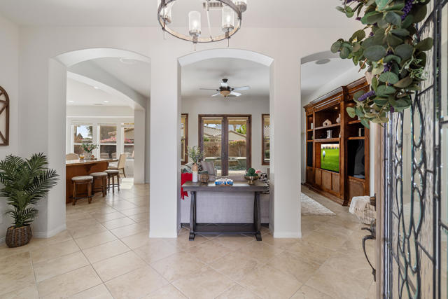 60612 Lace Leaf Court, La Quinta CA: https://media.crmls.org/mediaz/063df7f2-5996-4f3f-9e5a-b7f850c895fd.jpg