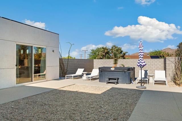 58654 Piedmont Drive, Yucca Valley CA: https://media.crmls.org/mediaz/063e1402-951d-4ff7-a871-4eddc323a674.jpg