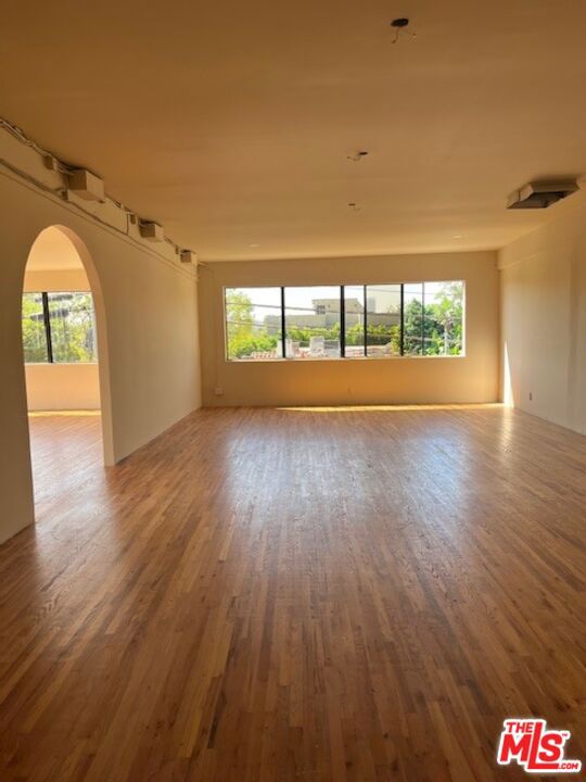  Commercial for Sale in Los Angeles, California