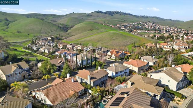 Image 46 of 59 For 868 Deer Spring Cir