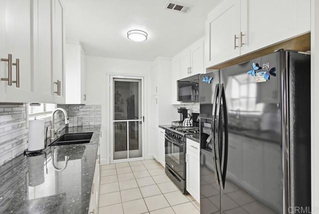 Detail Gallery Image 9 of 23 For 1634 Doncarol Ave, El Cajon,  CA 92019 - 3 Beds | 2 Baths