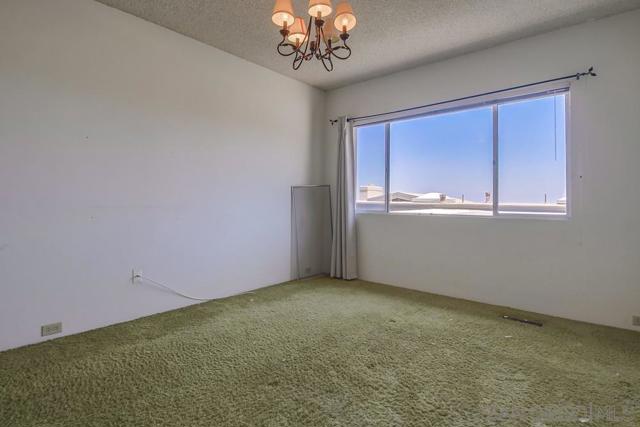 954 Harbor View Dr, San Diego CA: https://media.crmls.org/mediaz/06417c3f-0a50-4bde-b434-e35ed3119ba5.jpg